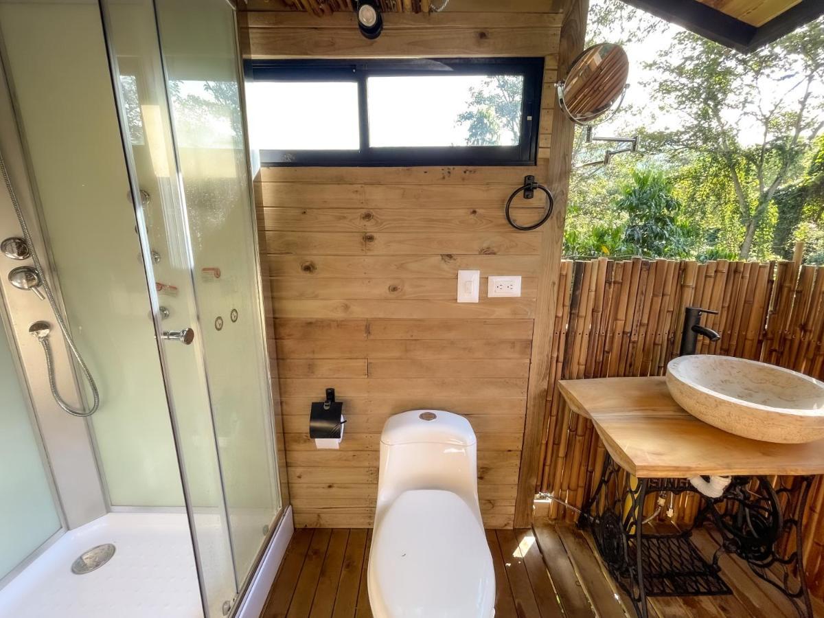 Casa En El Arbol Lodge Utica