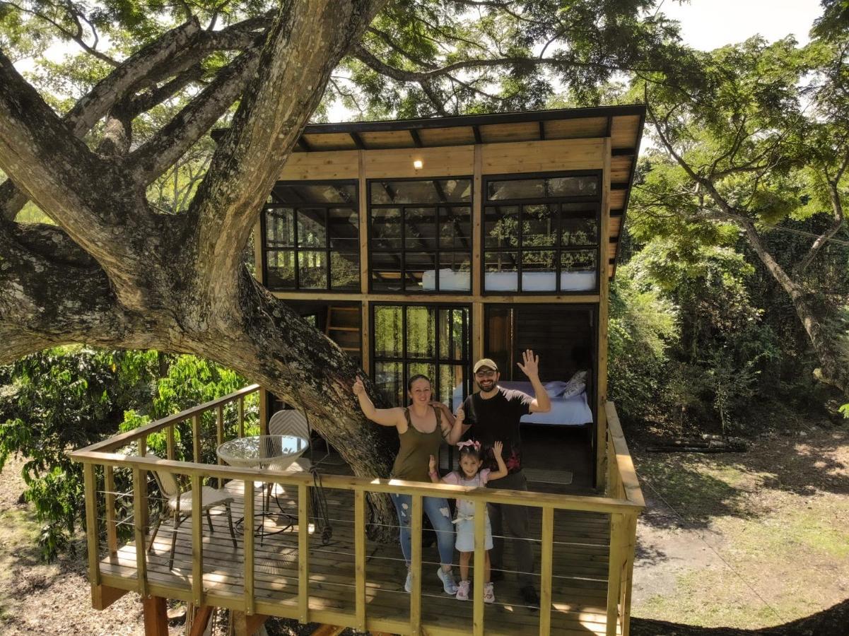Casa En El Arbol Lodge Utica